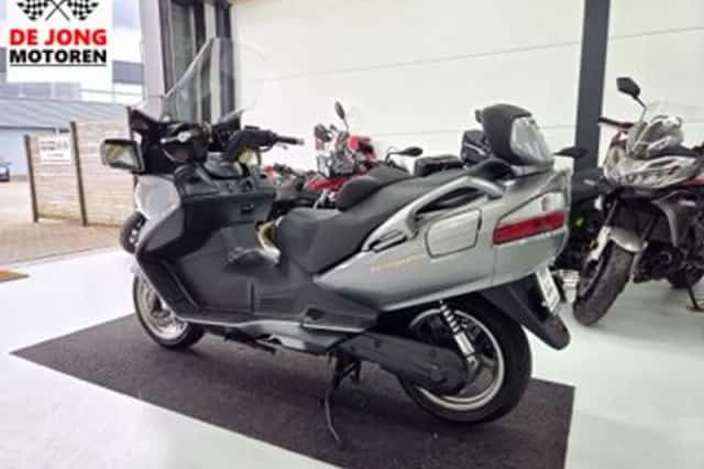 Suzuki AN 650 Burgman (2008) thumbnail 3