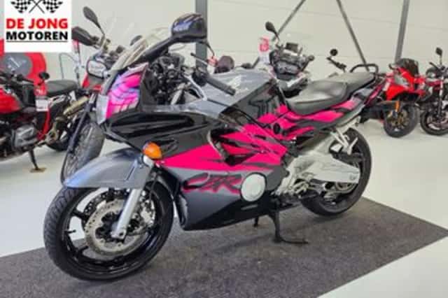 Honda CBR600F (1993) thumbnail 1