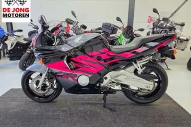 Honda CBR600F (1993) thumbnail 2