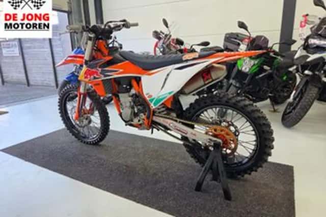 KTM 450 SX-F Factory Edition (2021) thumbnail 6