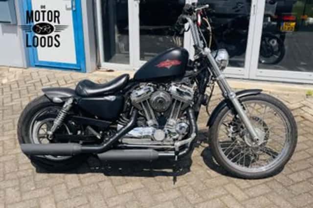 HARLEY-DAVIDSON SPORTSTER XL 1200 V SEVENTY TWO ABS (2014) thumbnail 3