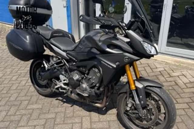 Yamaha Tracer 900 (2015) thumbnail 1