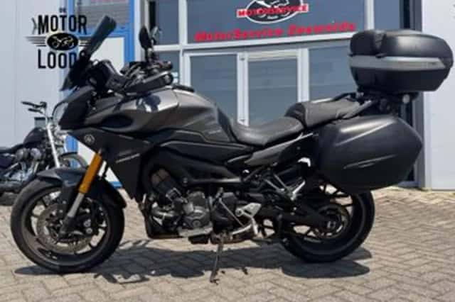 Yamaha Tracer 900 (2015) thumbnail 4