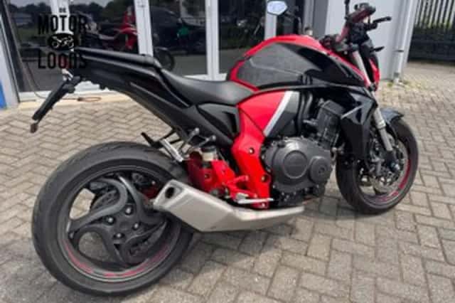 Honda CB1000R (2016) thumbnail 2