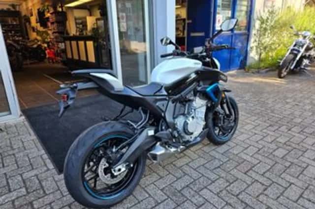 CFMOTO 675 NK (2025) thumbnail 3