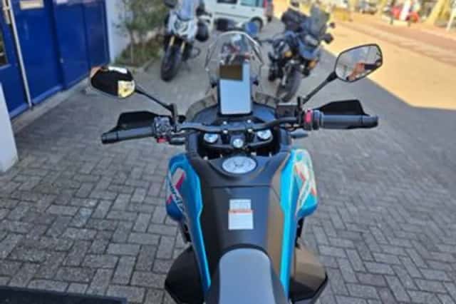 CFMOTO 800 MT-X (2026) thumbnail 2
