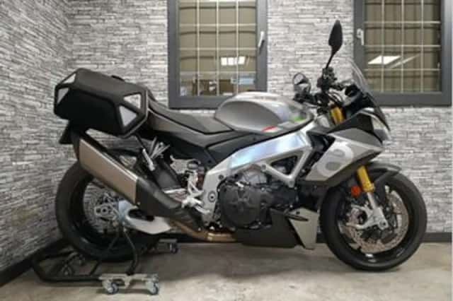 Aprilia Tuono V4 1100 (2024) thumbnail 2