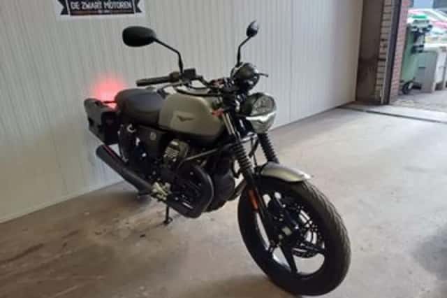 Moto Guzzi V7 (2025) thumbnail 3
