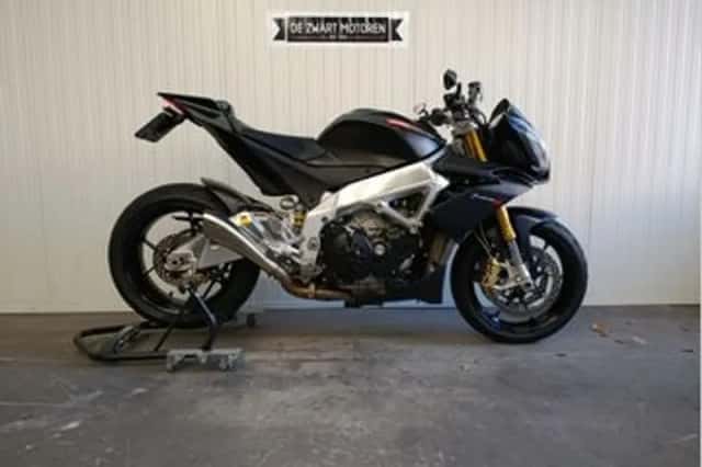 Aprilia Tuono V4 (2015) thumbnail 2