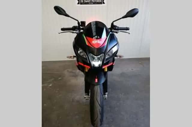 Aprilia Tuono V4 1100 FACTORY (2020) thumbnail 3