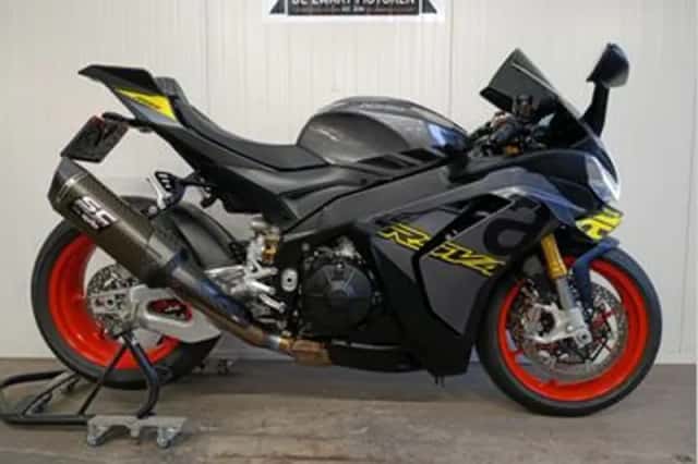 Aprilia RSV4 1100 (2025) thumbnail 1