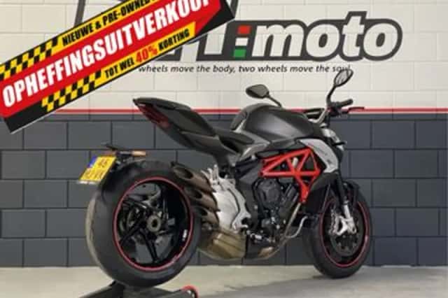 MV Agusta Brutale 800 (2017) thumbnail 3