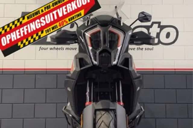 KTM 1290 Super Adventure (2021) thumbnail 6