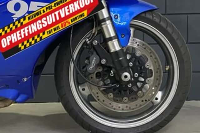 Triumph Daytona 955I (2000) thumbnail 6