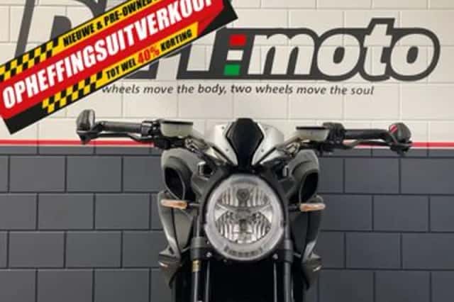 MV Agusta Dragster 800 (2019) thumbnail 5