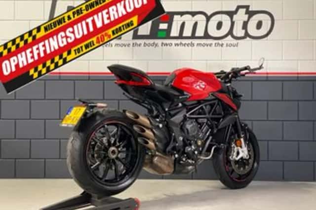 MV Agusta Dragster 800 (2021) thumbnail 4