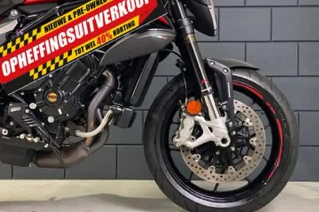 MV Agusta Dragster 800 (2021) thumbnail 6