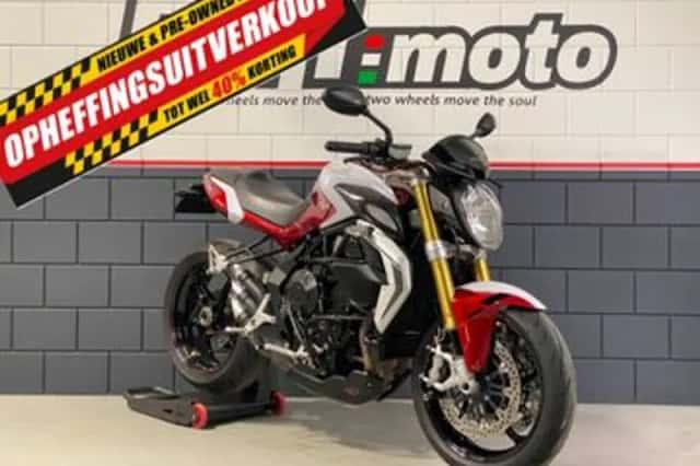 MV Agusta Brutale 800 (2015) thumbnail 1
