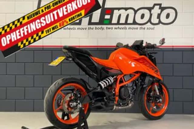 KTM 390 Duke (2024) thumbnail 5