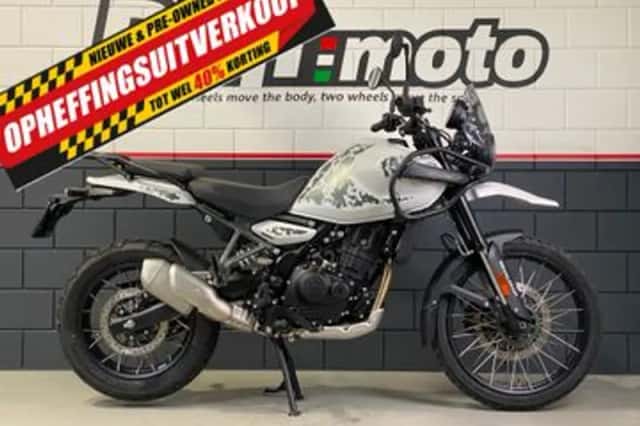Royal Enfield Himalayan 452 (2025) thumbnail 3
