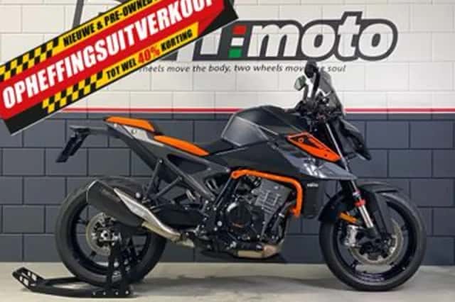 KTM 990 Duke (2025) thumbnail 3