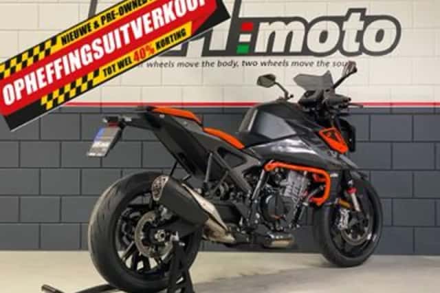 KTM 990 Duke (2025) thumbnail 5