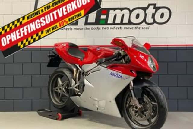MV Agusta F4 750S (2003) thumbnail 1