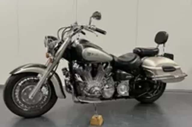 Yamaha XV 1600 WILDSTAR TOURING XV1600 (1999) thumbnail 2