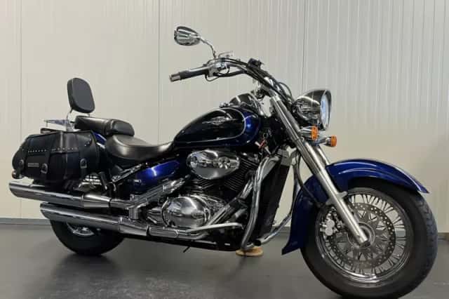 Suzuki Intruder C 800 (2005) thumbnail 1