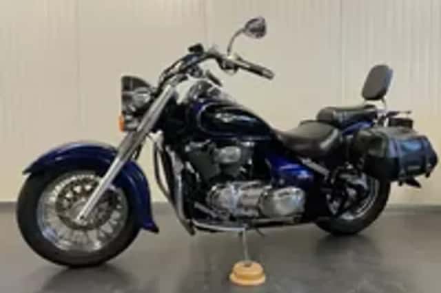 Suzuki Intruder C 800 (2005) thumbnail 2
