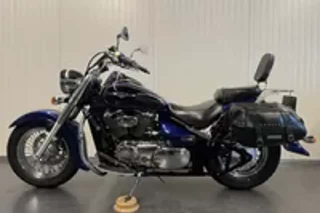 Suzuki Intruder C 800 (2005) thumbnail 3