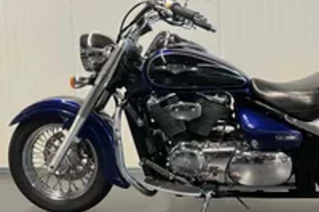 Suzuki Intruder C 800 (2005) thumbnail 4