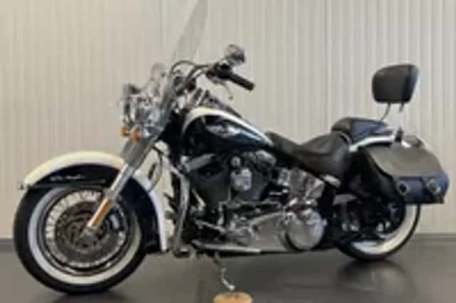 Harley-Davidson Softail (2012) thumbnail 2