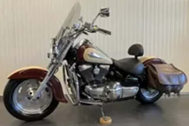 Suzuki VL 1500 INTRUDER LC VL1500 (1998) thumbnail 2