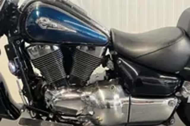 Suzuki VL 1500 INTRUDER (1999) thumbnail 6