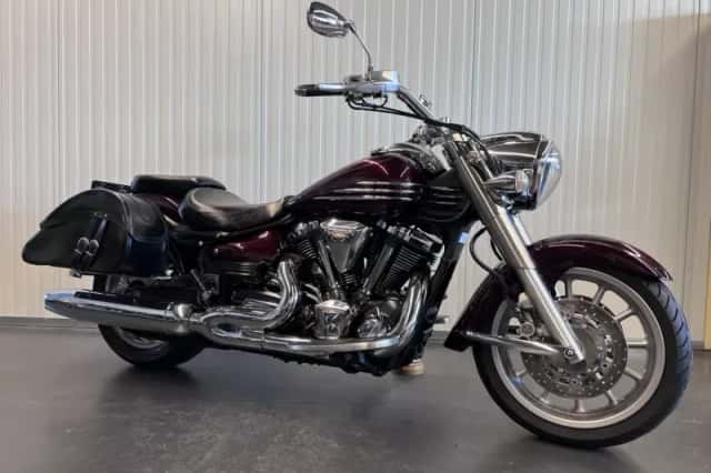 Yamaha XV 1900 MIDNIGHT STAR (2006) thumbnail 1