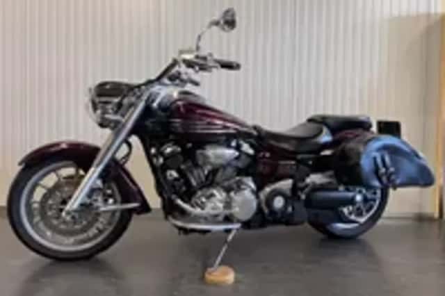 Yamaha XV 1900 MIDNIGHT STAR (2006) thumbnail 2