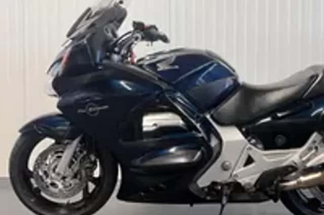 Honda ST 1300 PAN European (2002) thumbnail 4