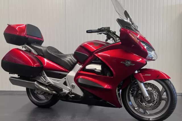 Honda ST 1300 ABS PAN EUROPEAN (2009) thumbnail 1