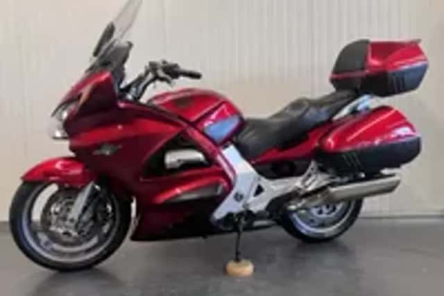 Honda ST 1300 ABS PAN EUROPEAN (2009) thumbnail 2