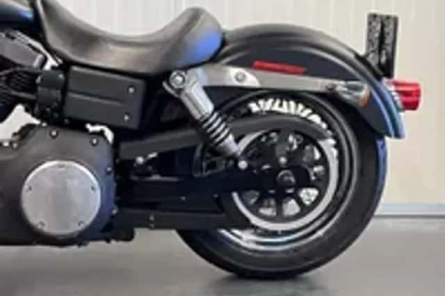 Harley-Davidson Street Bob (2007) thumbnail 6