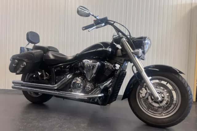 Yamaha XVS 1300 MIDNIGHT STAR (2009) thumbnail 1