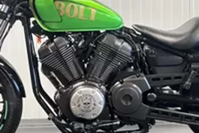 Yamaha XV 950 R BOLT SPECIAL (2015) thumbnail 6