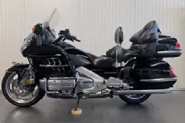 Honda GL 1800 GOLDWING (2004) thumbnail 3