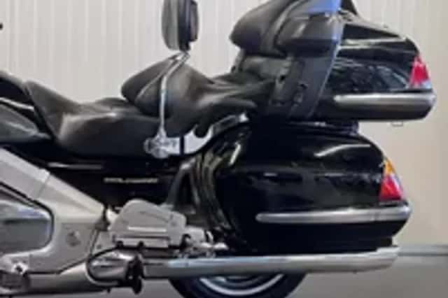 Honda GL 1800 GOLDWING (2004) thumbnail 5