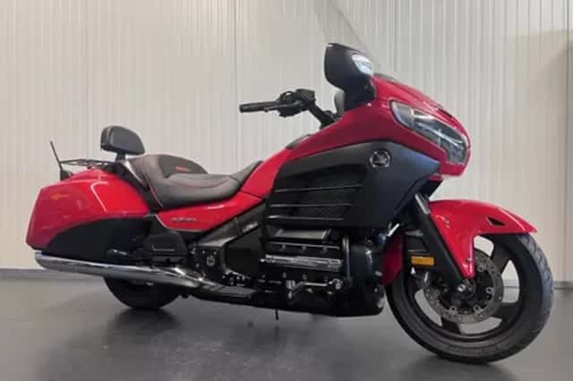 Suzuki Intruder C 800 (2008) thumbnail 3