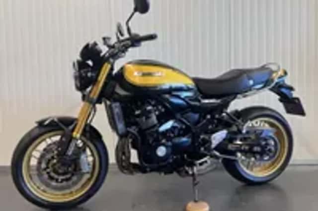 Kawasaki Z900RS Z 900 RS SE (2022) thumbnail 2