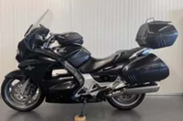 Honda ST 1300 PAN European (2010) thumbnail 3