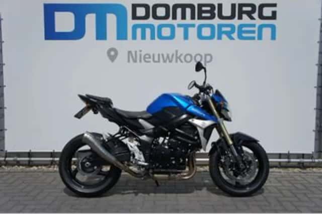 Suzuki GSR750 (2012) thumbnail 1