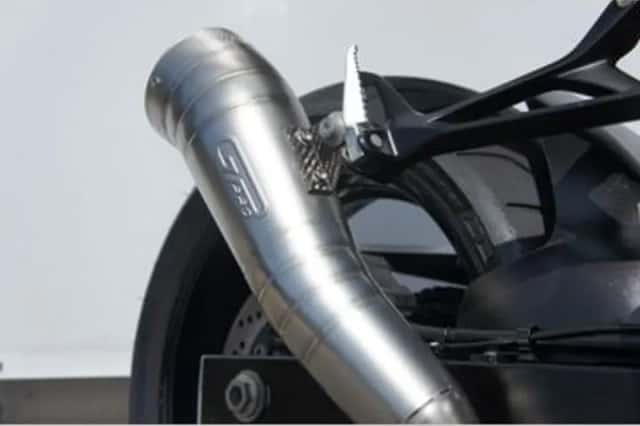 Suzuki GSR750 (2012) thumbnail 3